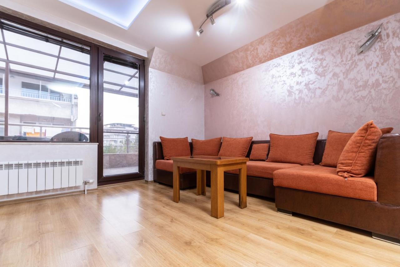 Gorgeous 1-Bed Apartment Plovdiv Kültér fotó